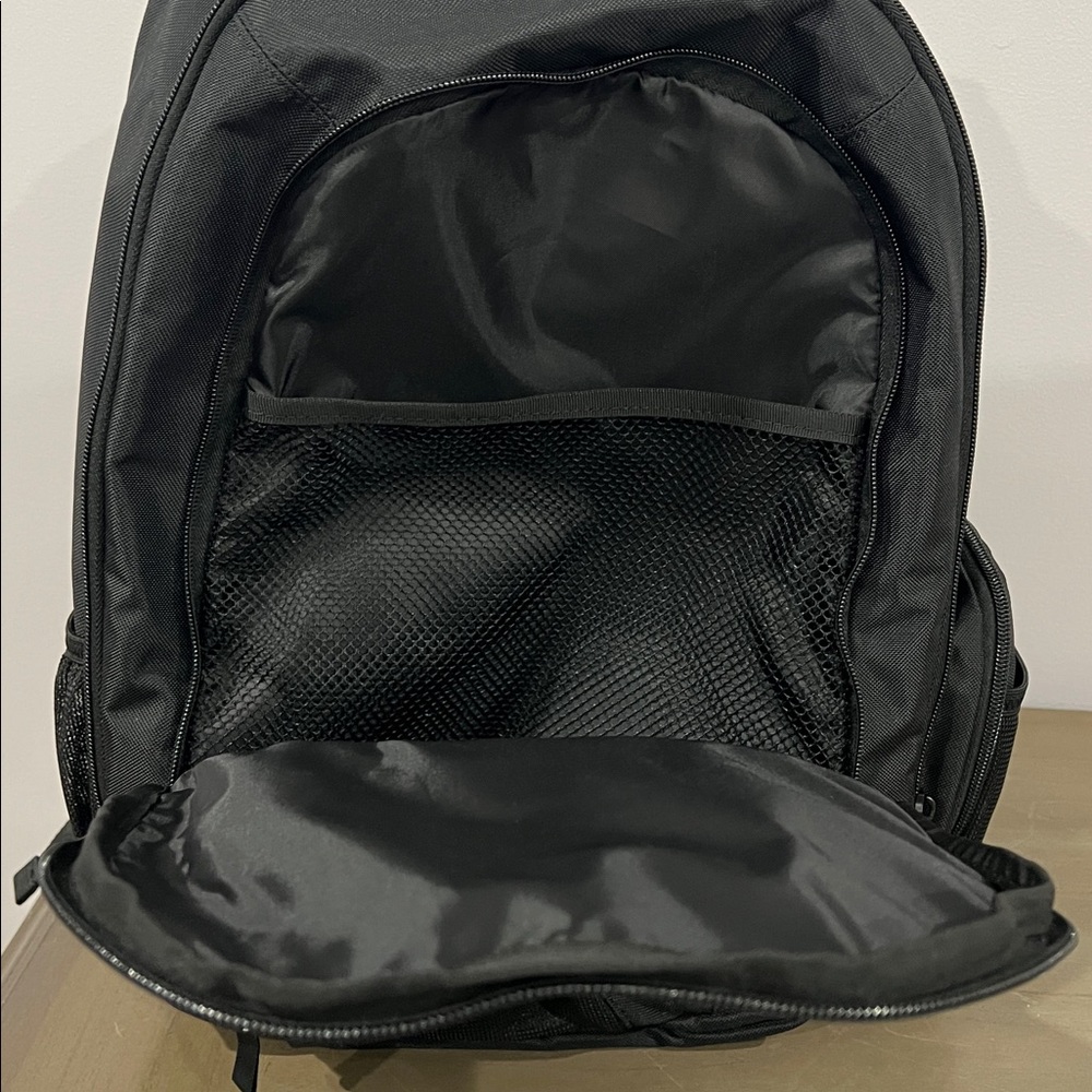 Targus Backpack - Picture 11 of 12